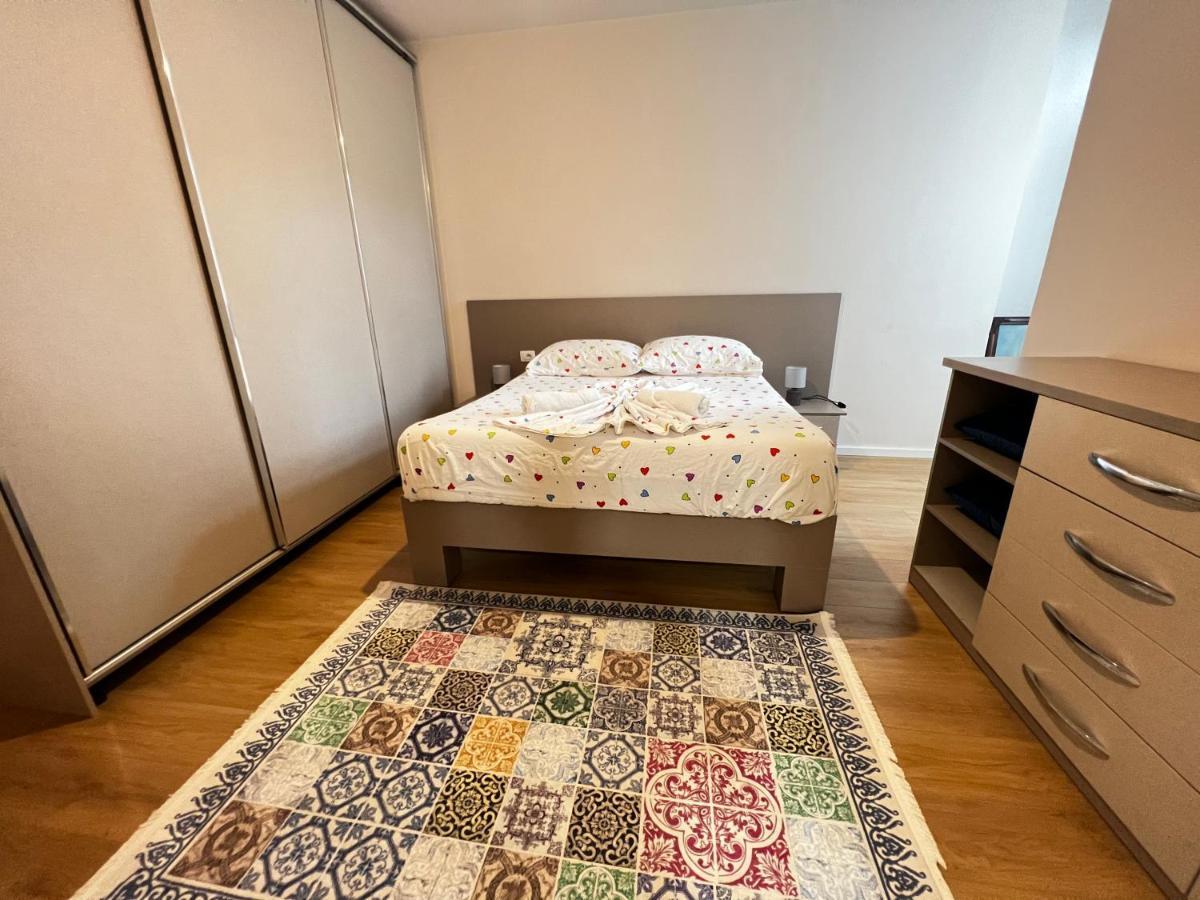 Tirana Main Square Apartment Exterior photo
